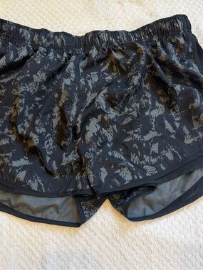 Nike Women's Black Tempo Printed Running Shorts XXL NWT
